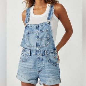 NWOT Free People Ziggy Shortalls in light blue, size XS